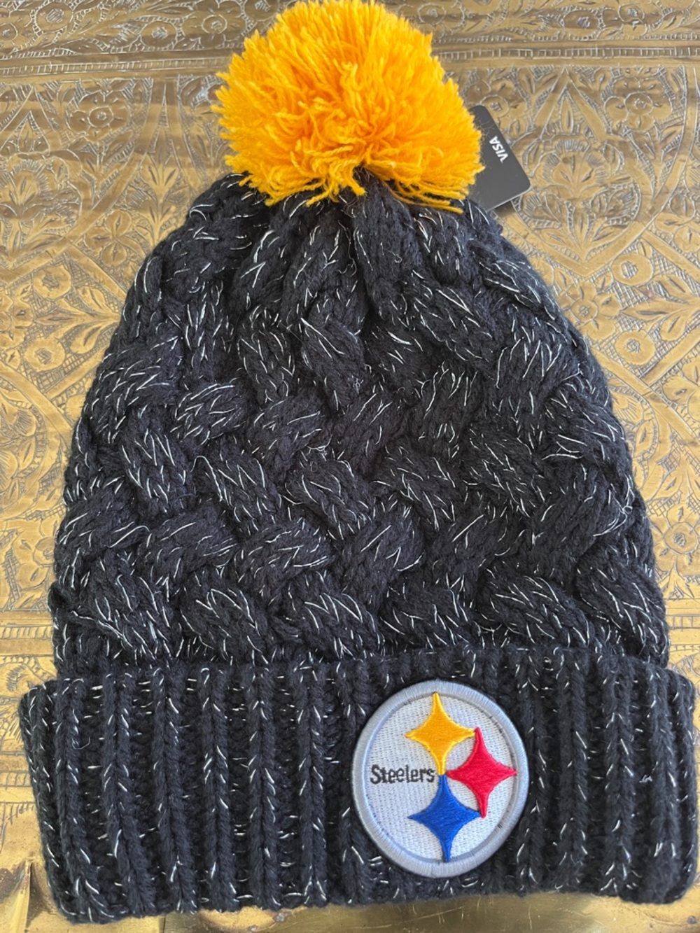 NWT NFL Womens Steelers Black and Silver  Knit Beanie with Yellow Pompom